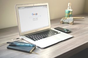 Web-Designer Google SEO Web-Designer allein genügen nicht, wir bieten auch SEO für ein besseres Ranking bei Google an